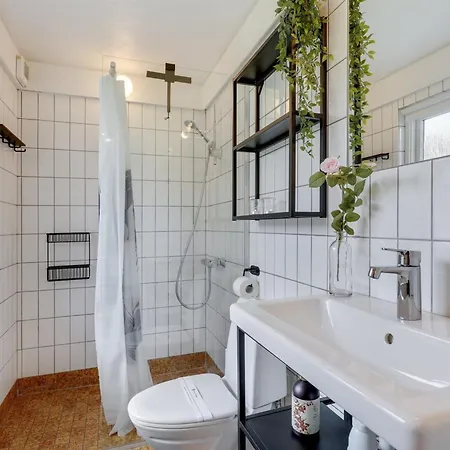 Majvi - 300m From The Sea By Interhome