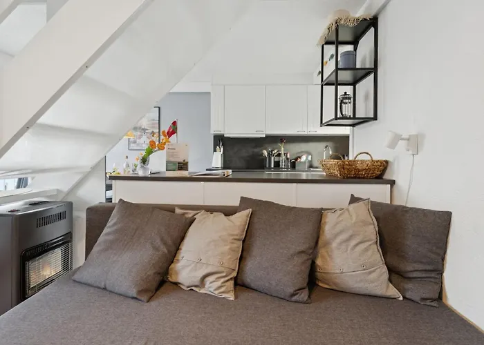 Apartment Majvi - 300m From The Sea By Interhome